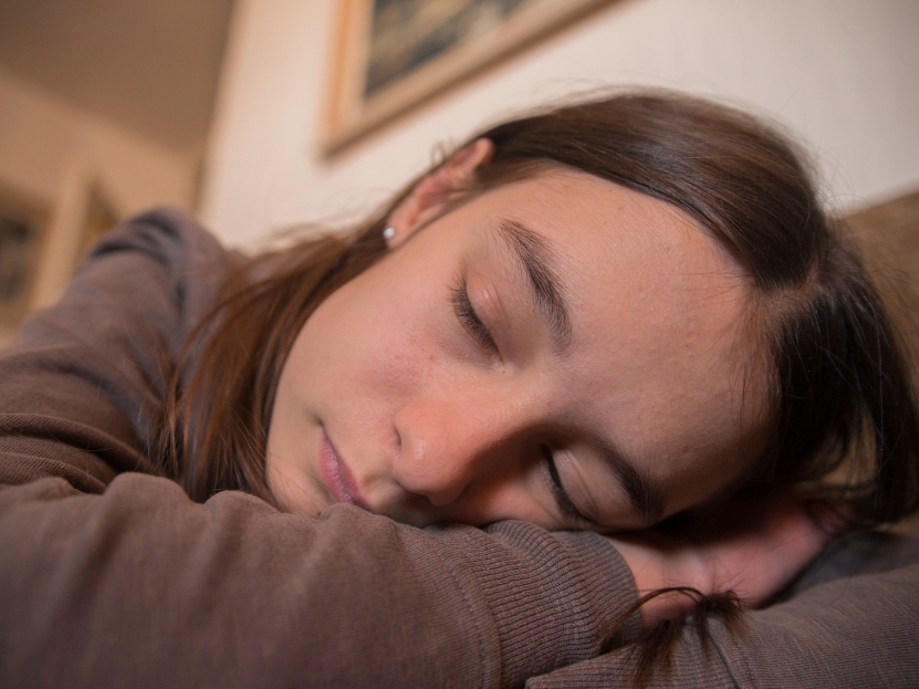 Hubungan Antara Pola Tidur dan Kesehatan Mental - Article | Toko Psikologi